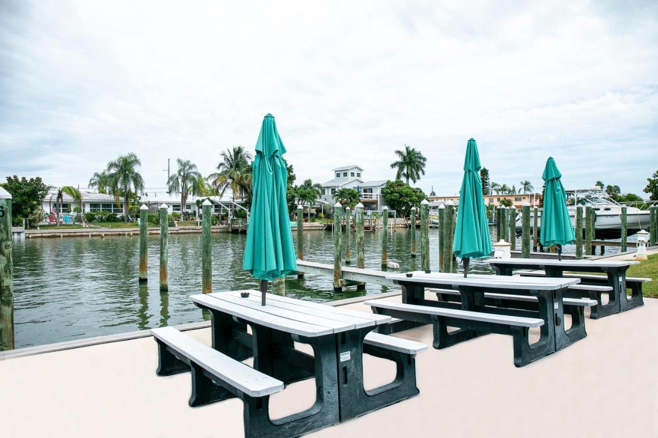 Bayside Inn And Marina Treasure Island Kültér fotó